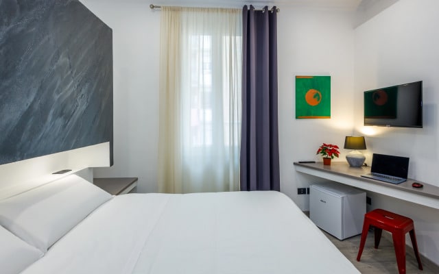 Crossroad Hotel
