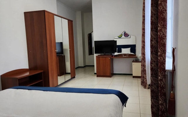 Oto Hotel