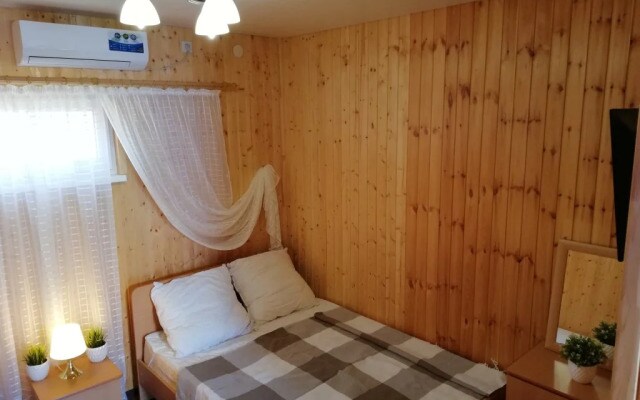 Lev Guest House