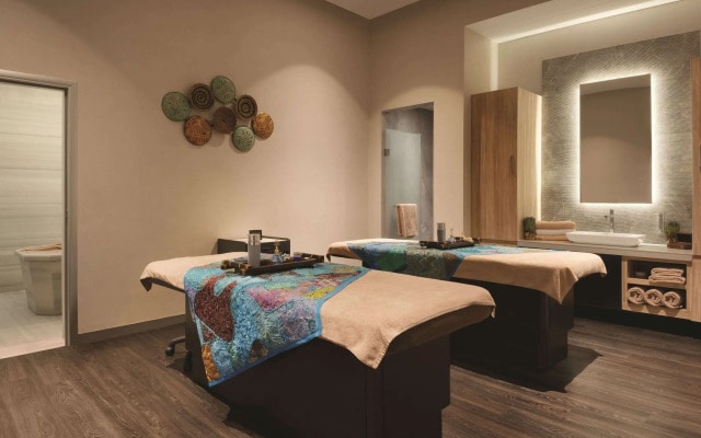 TRYP by Wyndham Istanbul Basın Ekspres