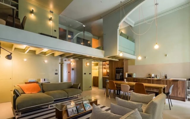 Beautiful Paddington Loft-style Apartment