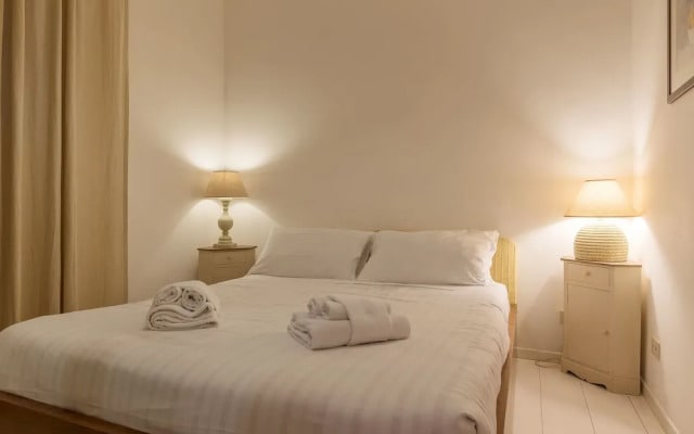 Indipendent Access Apartment in Largo Orbitelli - Ac/wi-fi