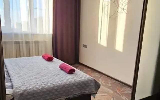 Апартаменты в микрорайоне Царский 8
