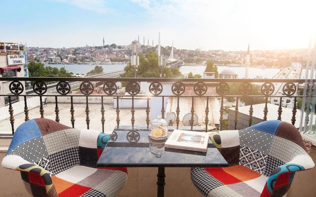 Perla Galata Hotel