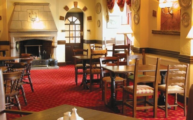 Hunters Lodge Hotel