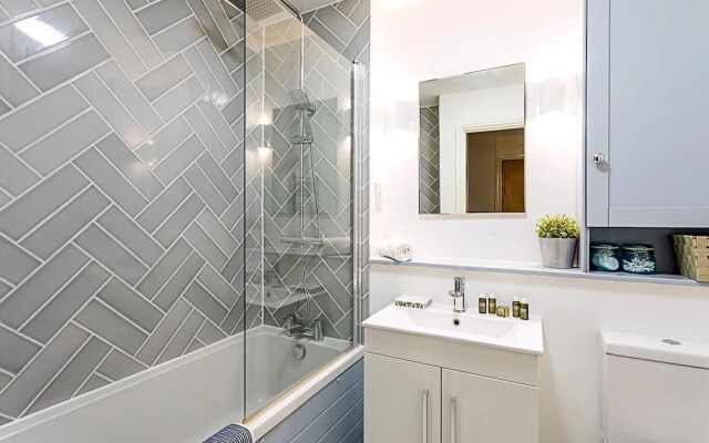 Bright Flat in Historic Whitechapel