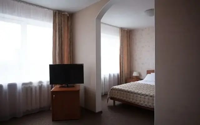 Chelyabinsk 4th Floor Hotel