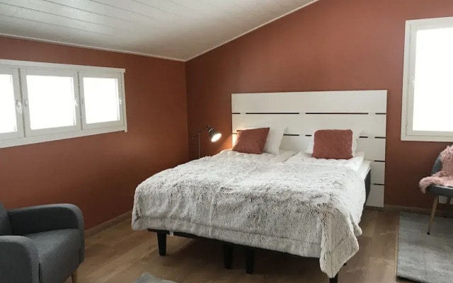 Iisakki Guest House