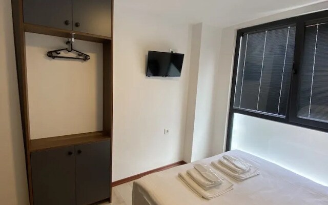 Mina Life Hotel