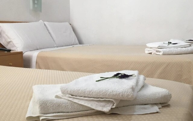 Hostal R. Lido