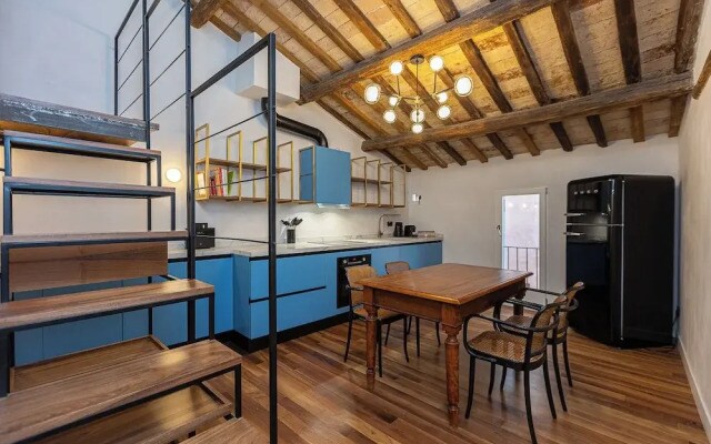Rental in Rome Coronari Apartment