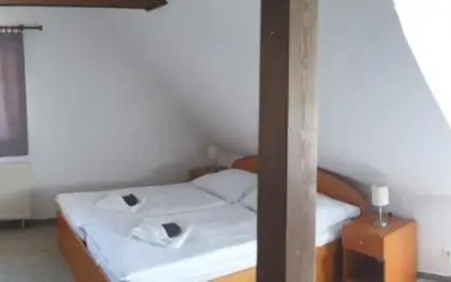 Kněžická Chalupa