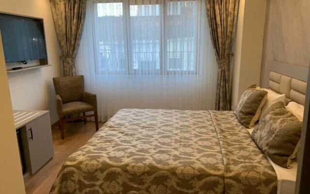 Regency World Suite