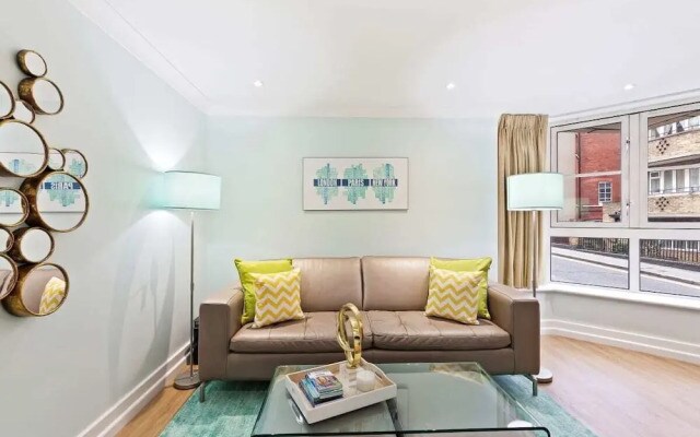 Sophisticated 2 Bed, 2 Bath apt in Angel