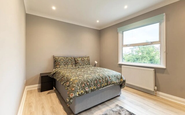 Cozy 3-bedroom Flat in Willesden Green London