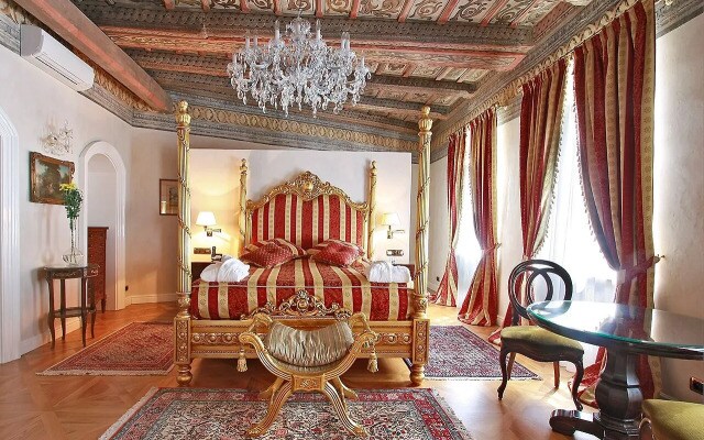 Alchymist Prague Castle Suites Hotel