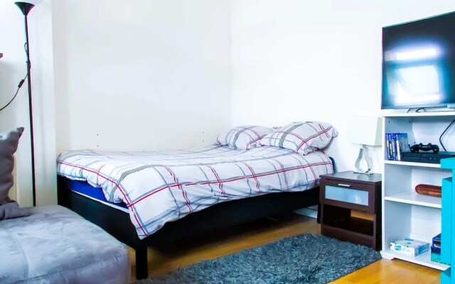 Charming Studio Near Louvres