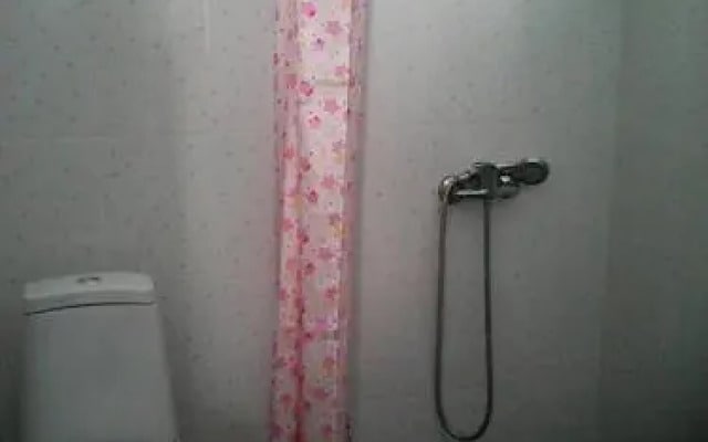 Guest House on Samburova 77