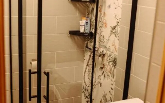 2 bedroom central flat