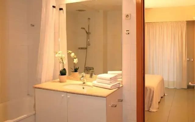 Yays Sagrera Boutique Apartments