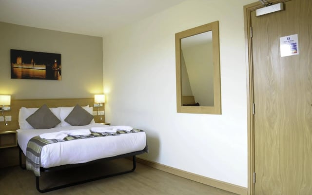 Kings Cross Inn Hotel