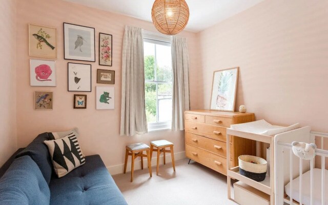 South London Architectural Retreat