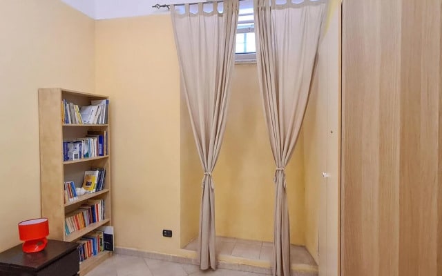 Stunning Apartment in Roma With Wifi and 2 Bedrooms
