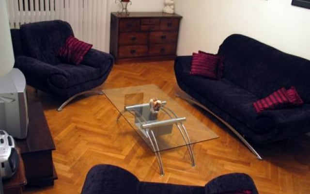 Stasys Apartments