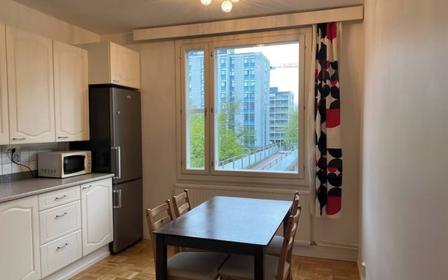 Lovely 2-br 77m2 Apart Pasila-train Station