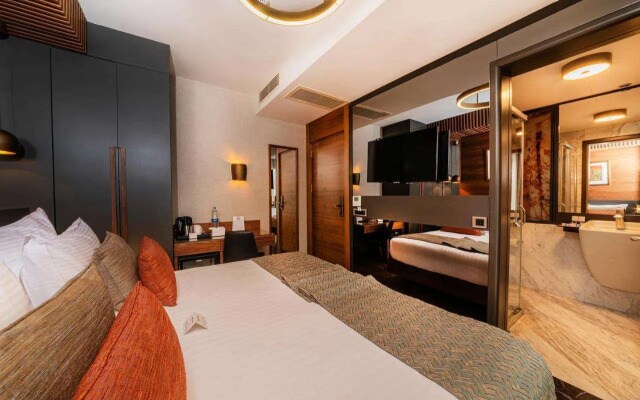 Levni Plus Hotel