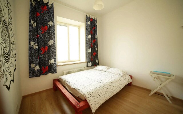 Koma Hostel