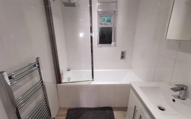 Spacious 2 bed flat in Camden