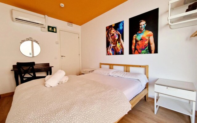 Отель Arc House Barcelona