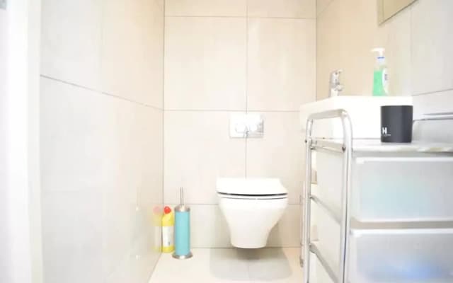 Modern 1 Bedroom With Balcony in Wandsworth