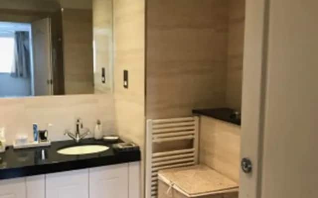 Eson2 - The Hayes Place Lodge