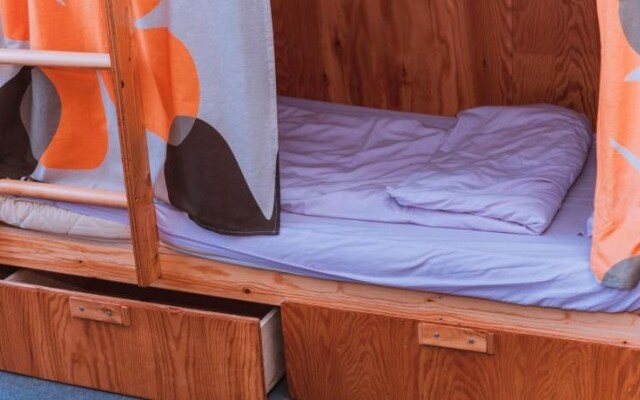 More Gor Hostel