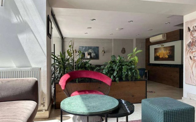 3T Residence & Hotel