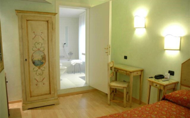 Hotel Ariston