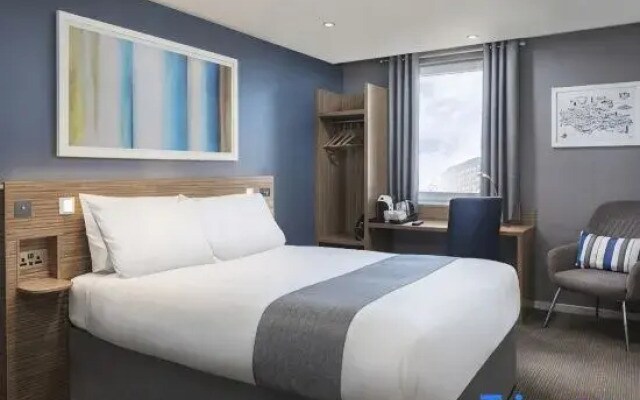 Travelodge Plus London Manor House