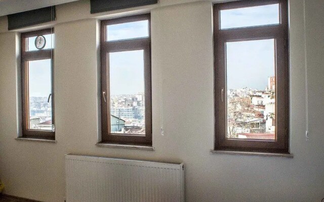 Taksim Nacre Suite