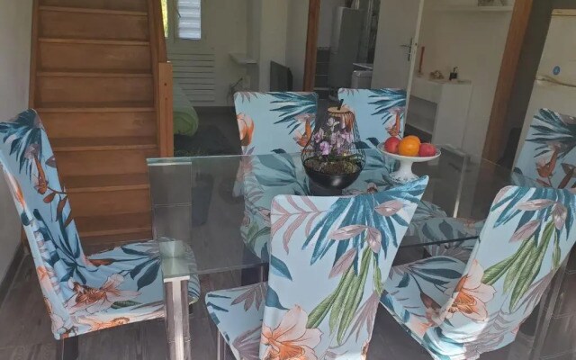 Logement calme et ensoleillé dans maison de ville