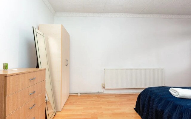 Walk Drive - Deluxe Guest Room 1