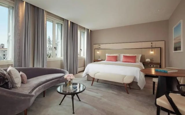 Отель The St. Regis Venice