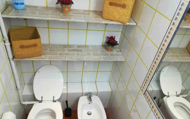 Apartment 6