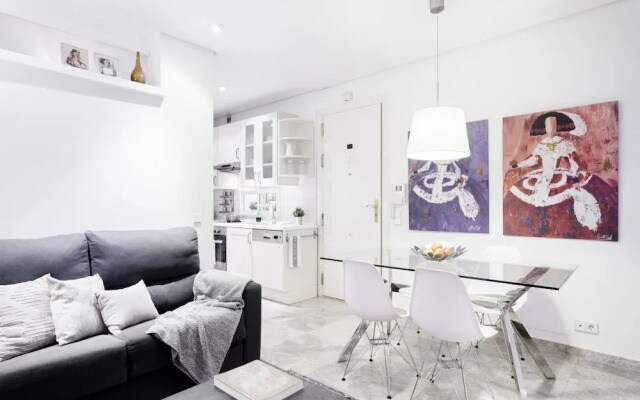 Serrano Apartment by Flatsweethome
