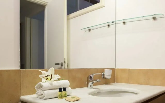 AP01 VIA GIULIA Rome Accommodation