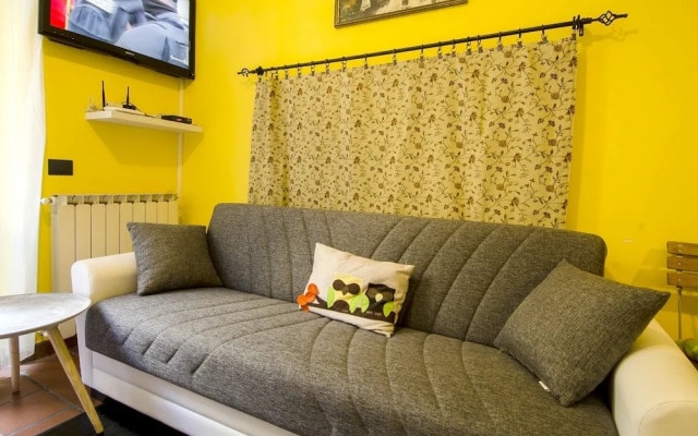 Apartment With one Bedroom in Roma, With Enclosed Garden and Wifi