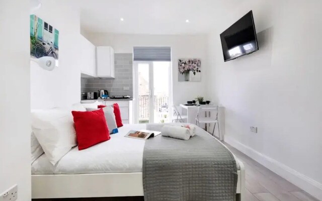 The Armadale Road Residence