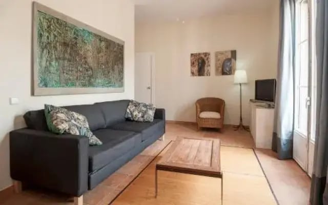 Gaudi Apartment 1