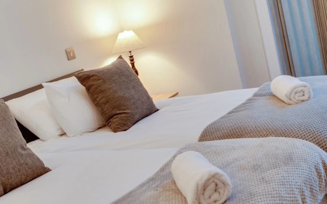 iStay Liverpool 1 Water Street Apartments